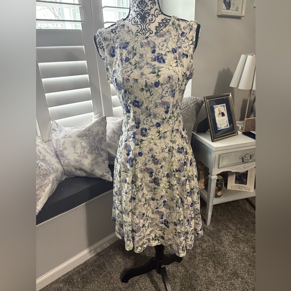 Floral Sleeveless Dress size 10 by Danny & Nicole - Picture 1 of 8